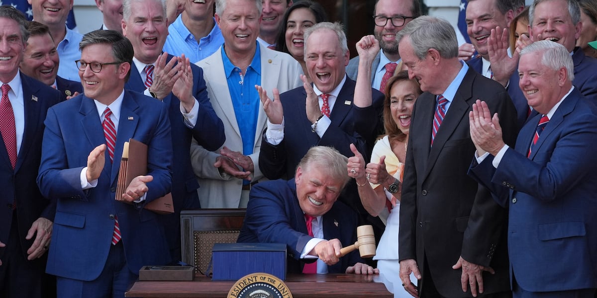 “Right, Lisa?” Trump calls out Murkowski as he signs ‘Big Beautiful Bill’ into law