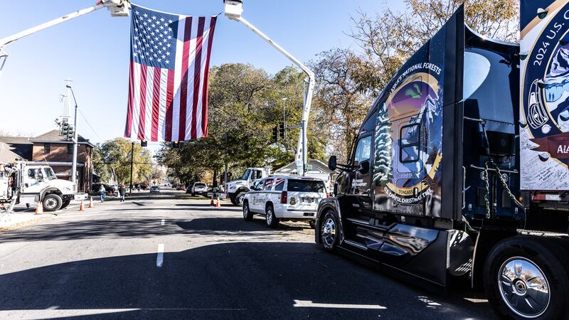 The whistlestop tour of the Alaskan spruce brought early holiday cheer to a Veteran's Day...