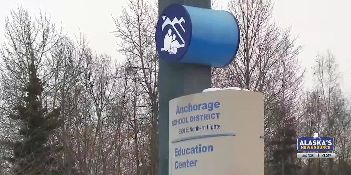 Anchorage School Board to consider new budget that restores teacher