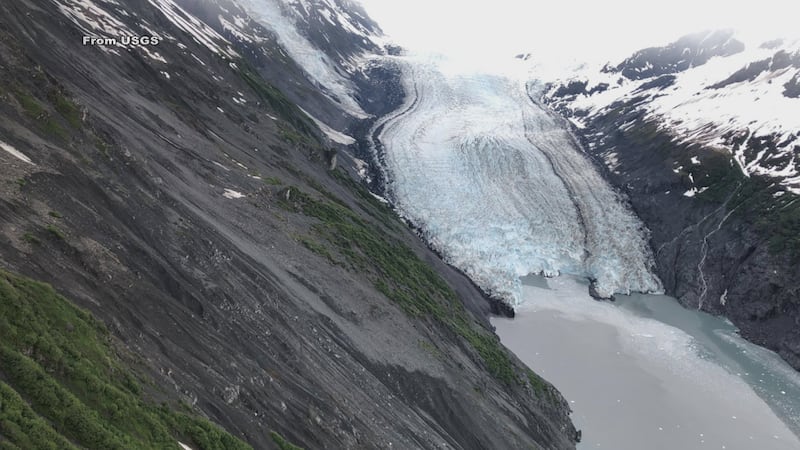 A photo of the Barry Arm landslide (Photo courtesy Jeff Coe/USGS)