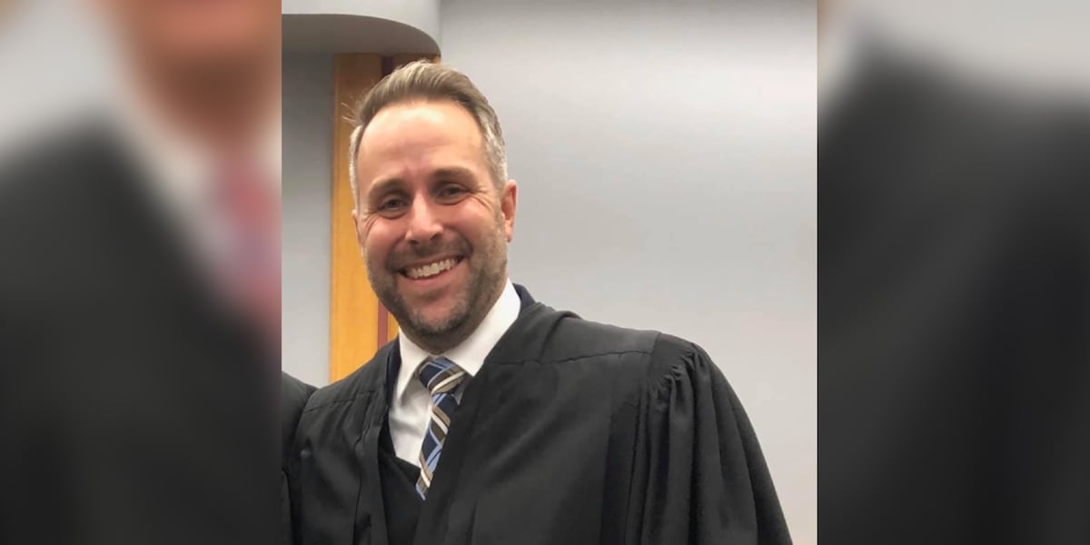 Conviction thrown out for former nurse practitioner in opioid deaths ...