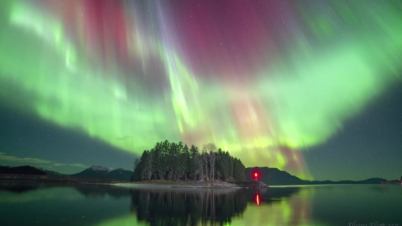 Picture Alaska with Jackie Purcell-Fireball and Auroras 4-25-25