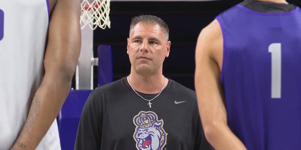 Coverage image for: JMU men's basketball opens preseason camp